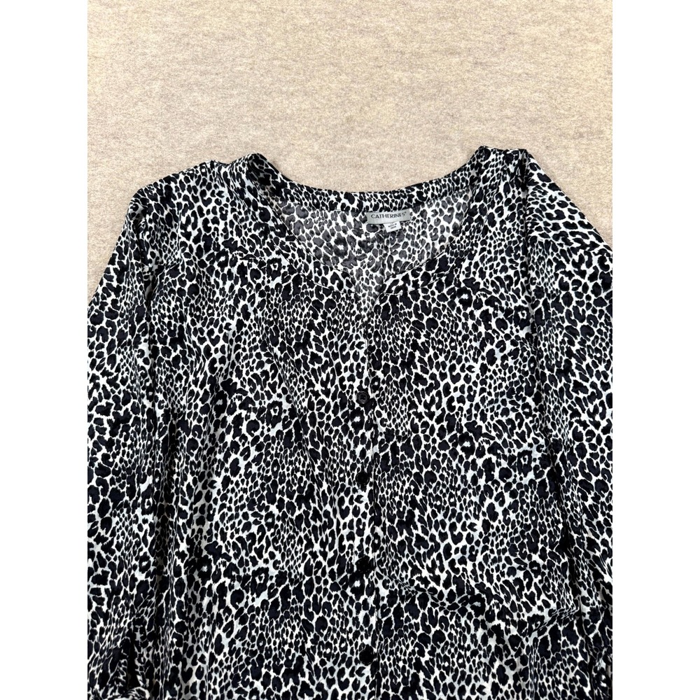 Catherines Blouse Shirt Womens 5X Black White Animal Print Casual Button Front - Picture 2 of 14